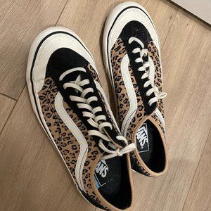 Womens Old School Leopard Vans